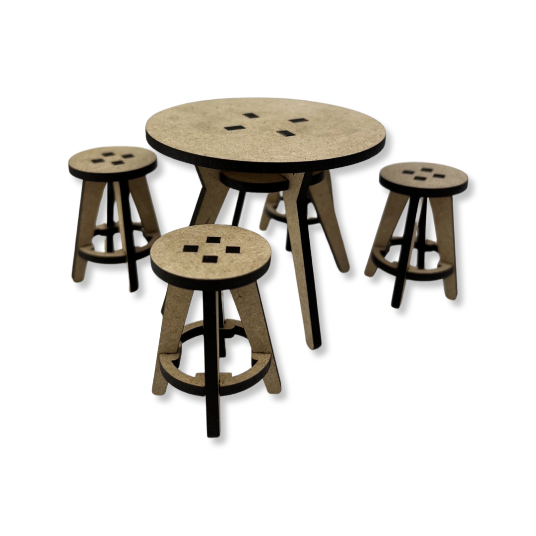 Set mobilier cu masa si scaune rotunde „Mid century” la scara 1:12